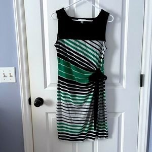 Stretchy New York & Co Sleeveless dress
